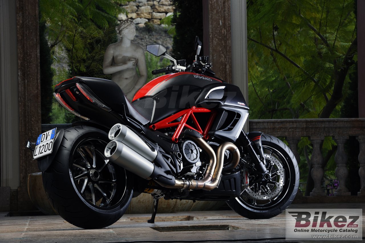 Thumbnail for Ducati Diavel Carbon 2013