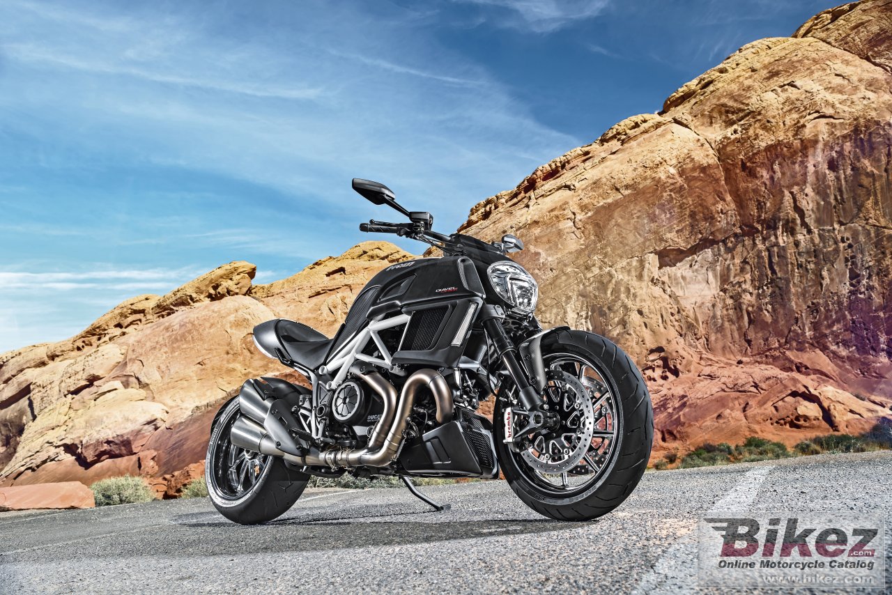 Thumbnail for Ducati Diavel Carbon 2015