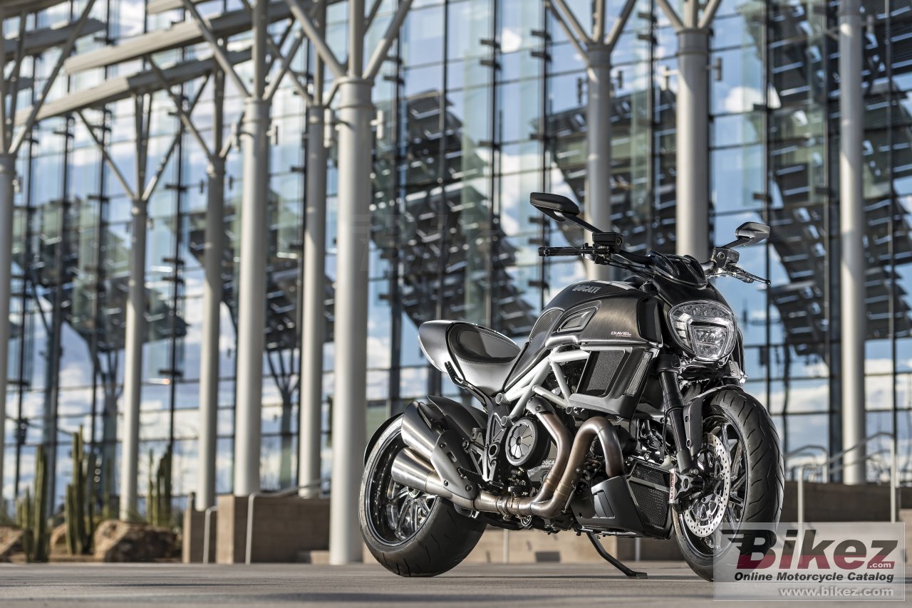 Thumbnail for Ducati Diavel Carbon 2015