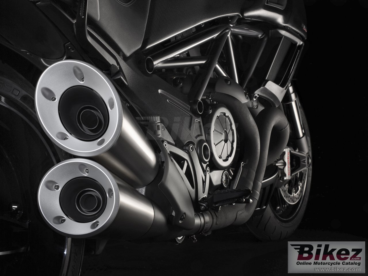 Thumbnail for Ducati Diavel Carbon 2016