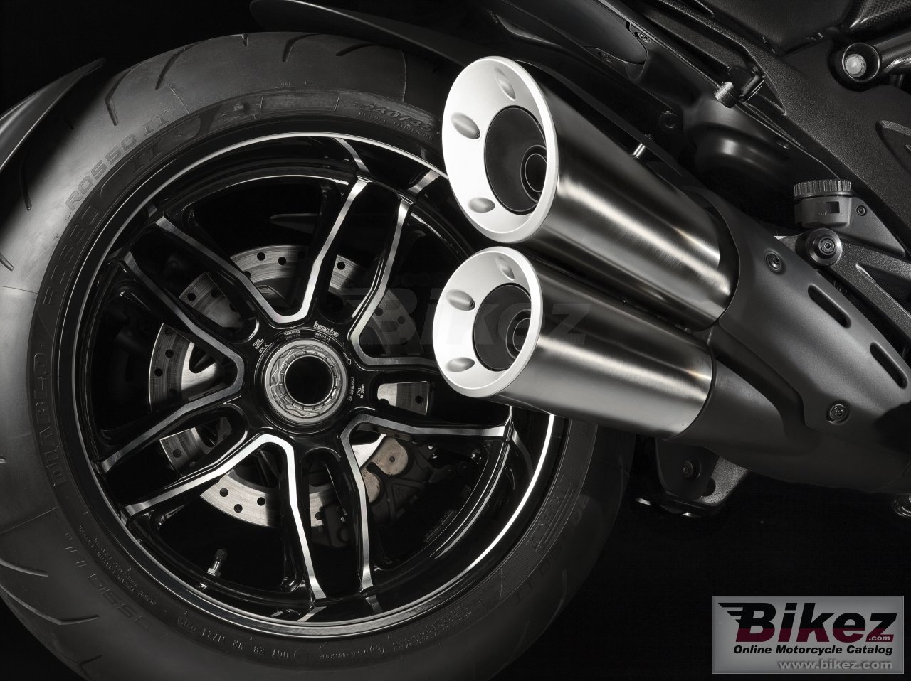 Thumbnail for Ducati Diavel Carbon 2017