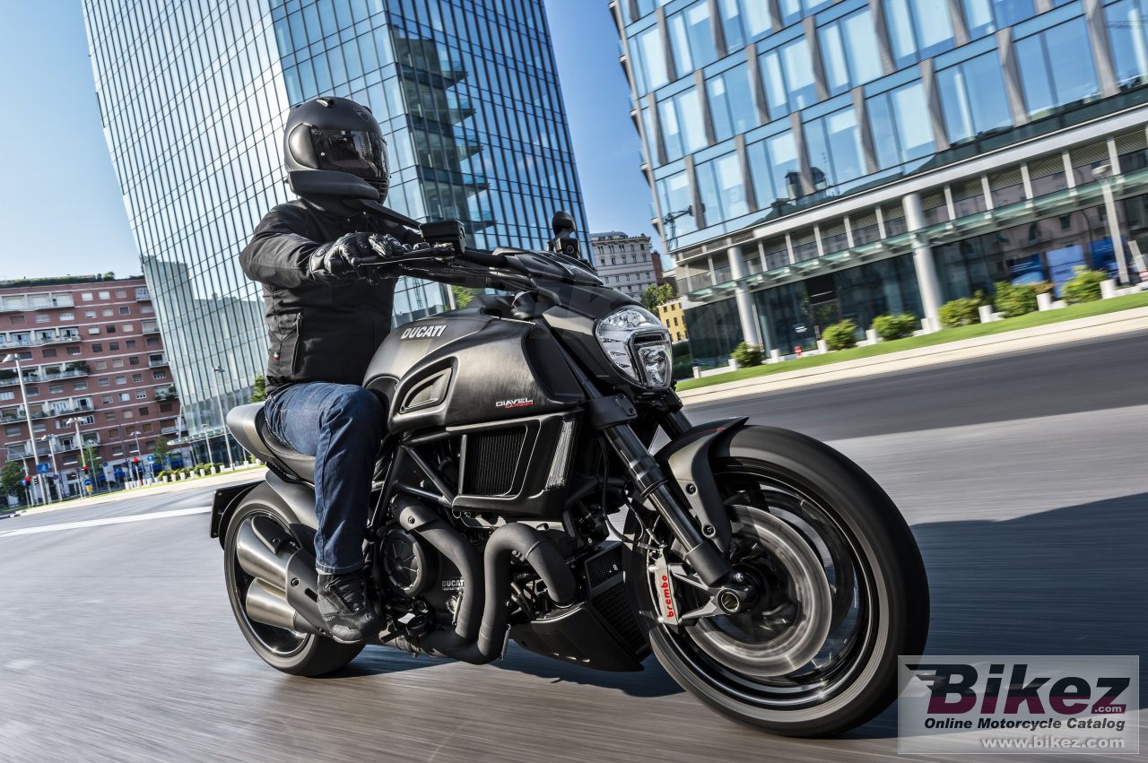 Thumbnail for Ducati Diavel Carbon 2018