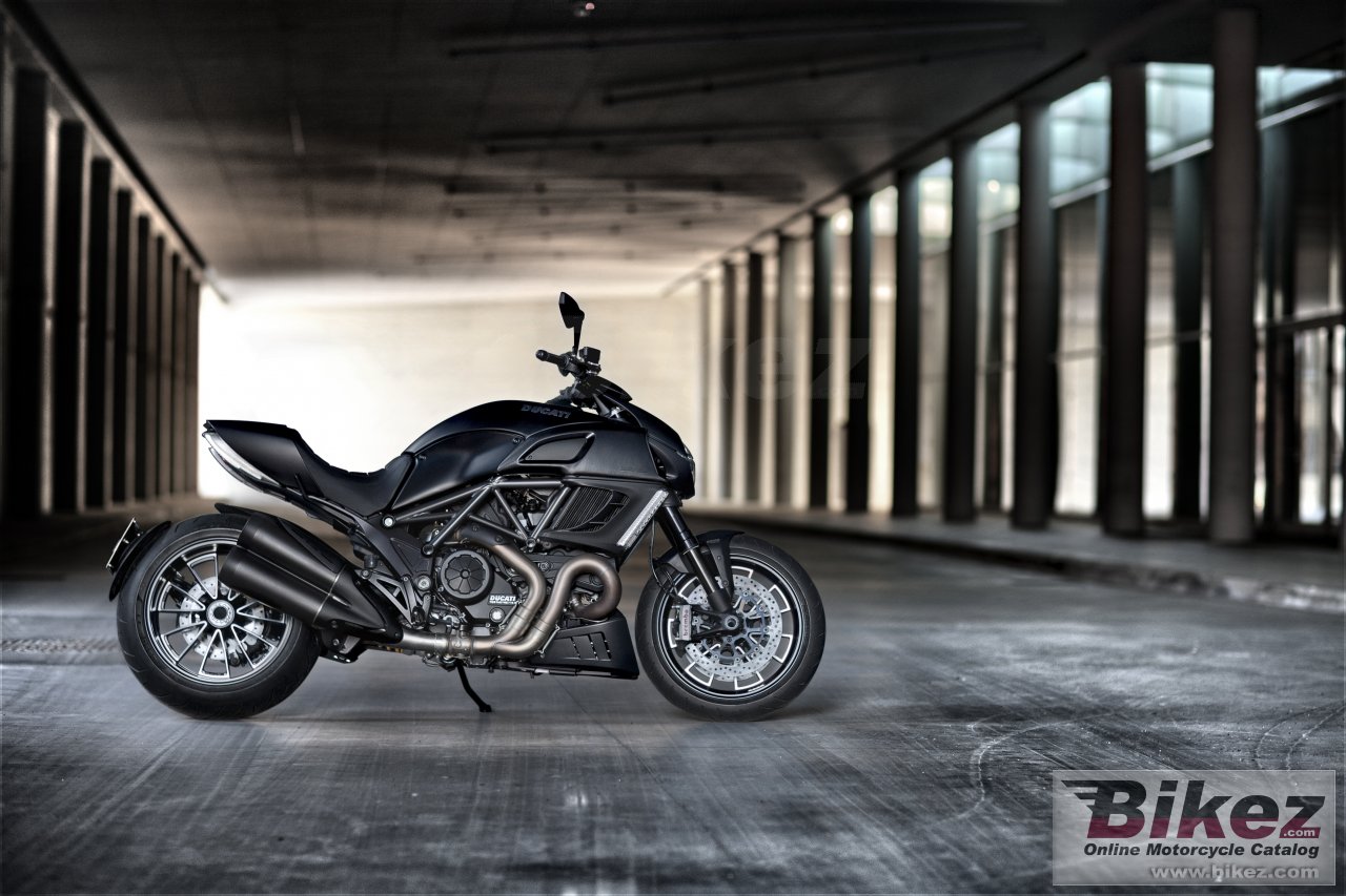 Thumbnail for Ducati Diavel Dark 2014