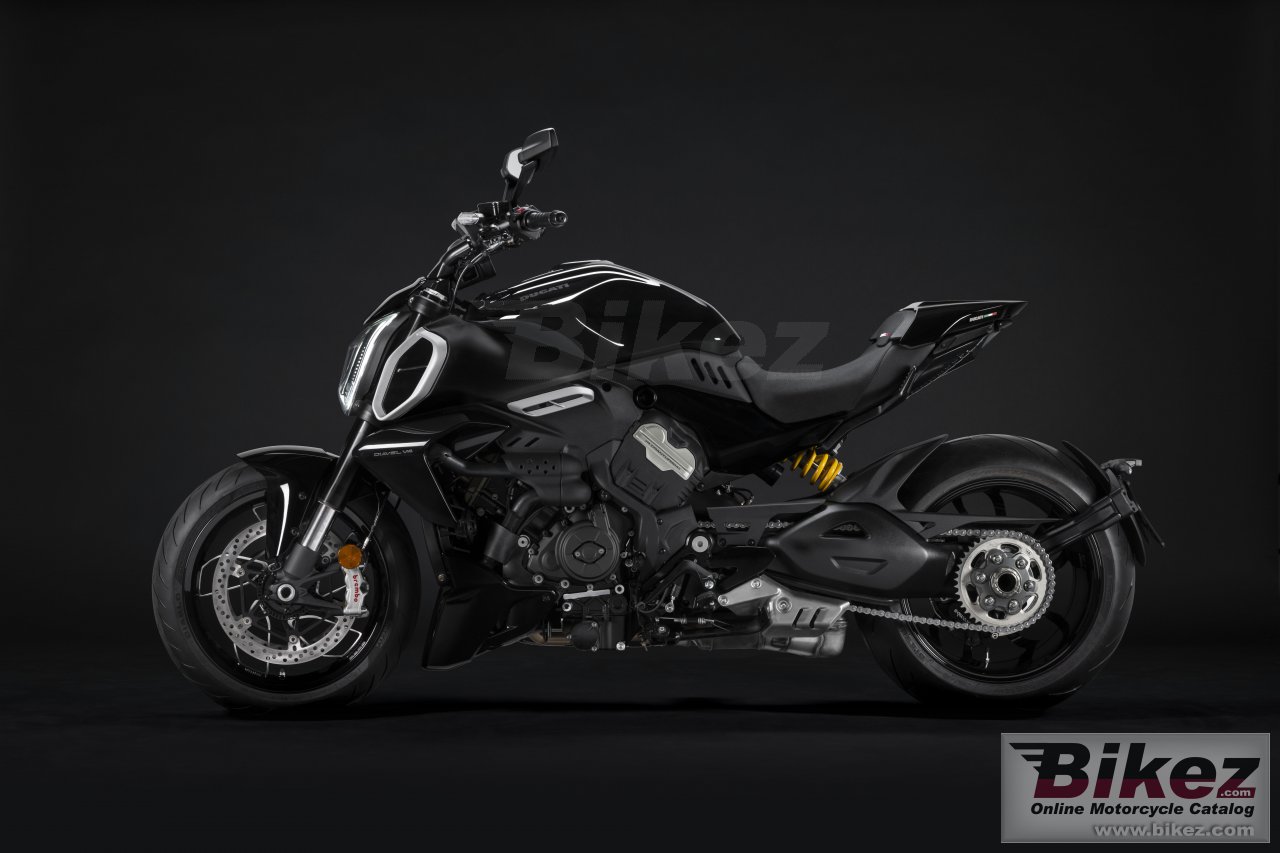 Thumbnail for Ducati Diavel V4 2023