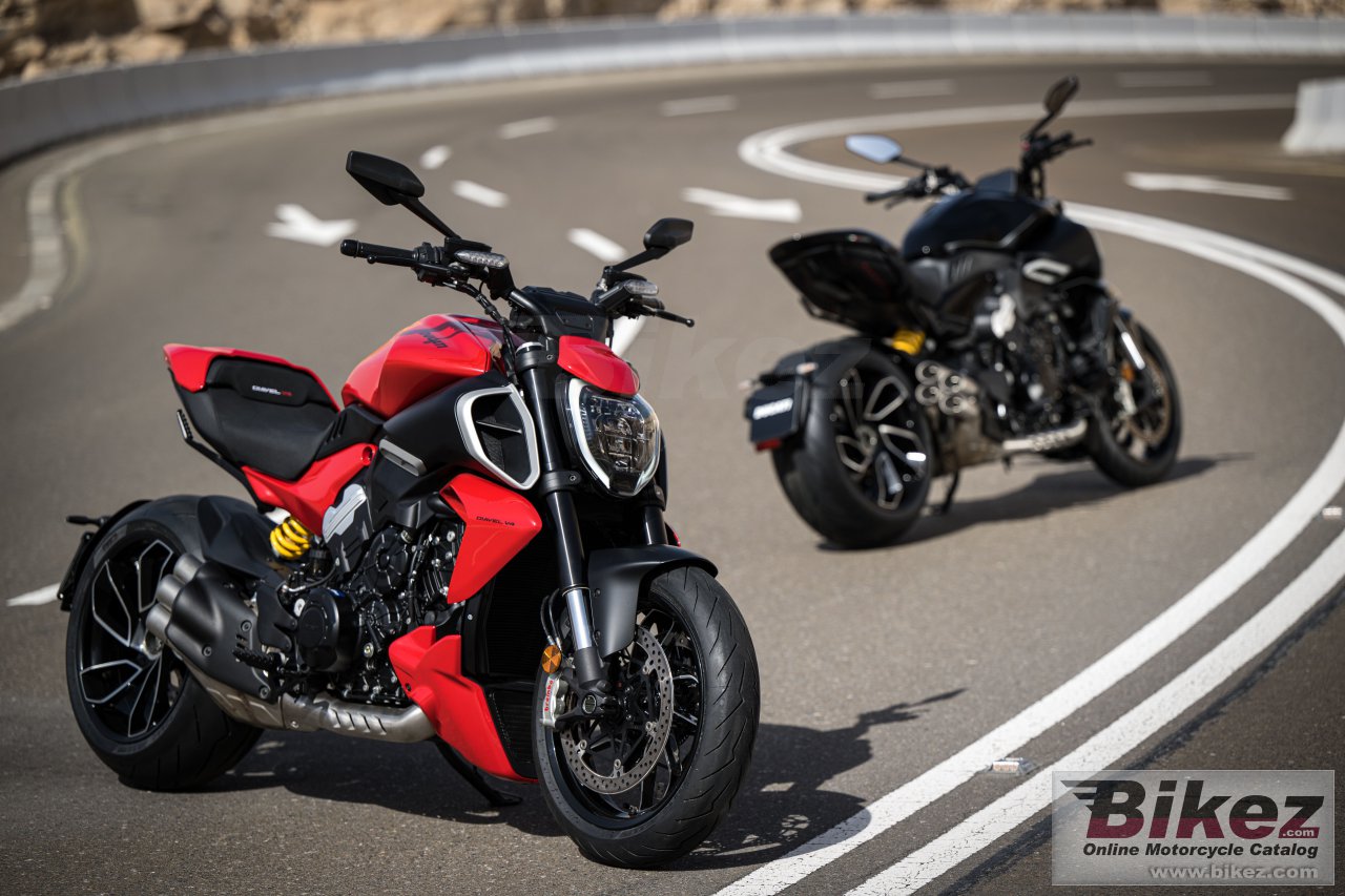 Thumbnail for Ducati Diavel V4 2024