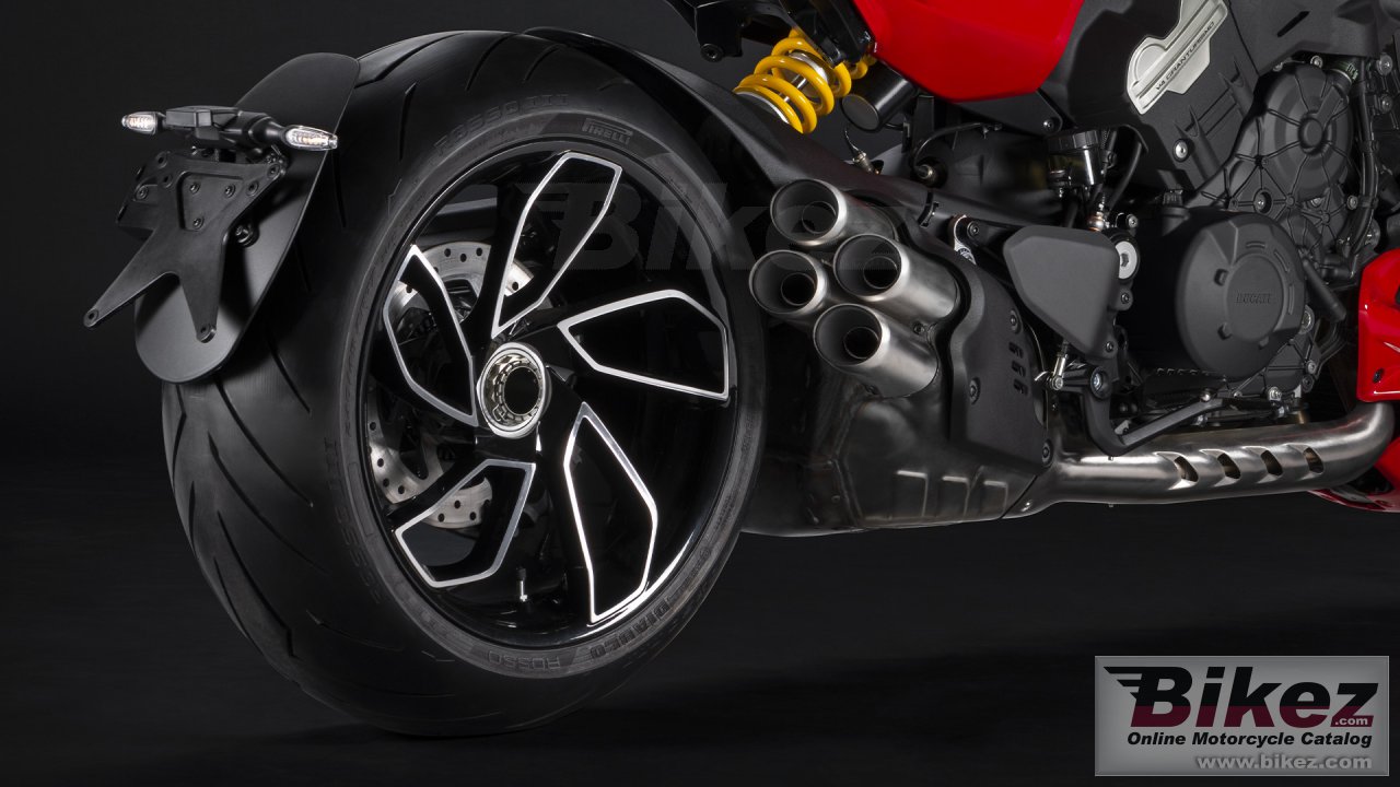 Thumbnail for Ducati Diavel V4 2025