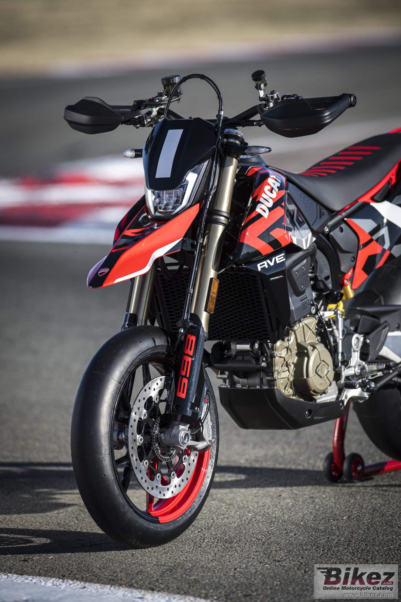 Thumbnail for Ducati Hypermotard 698 Mono RWE 2024