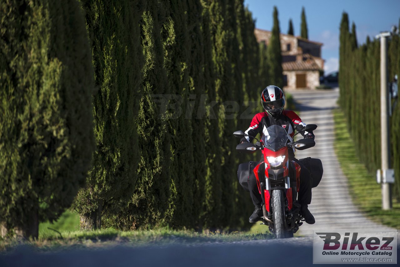 Thumbnail for Ducati Hyperstrada 2015