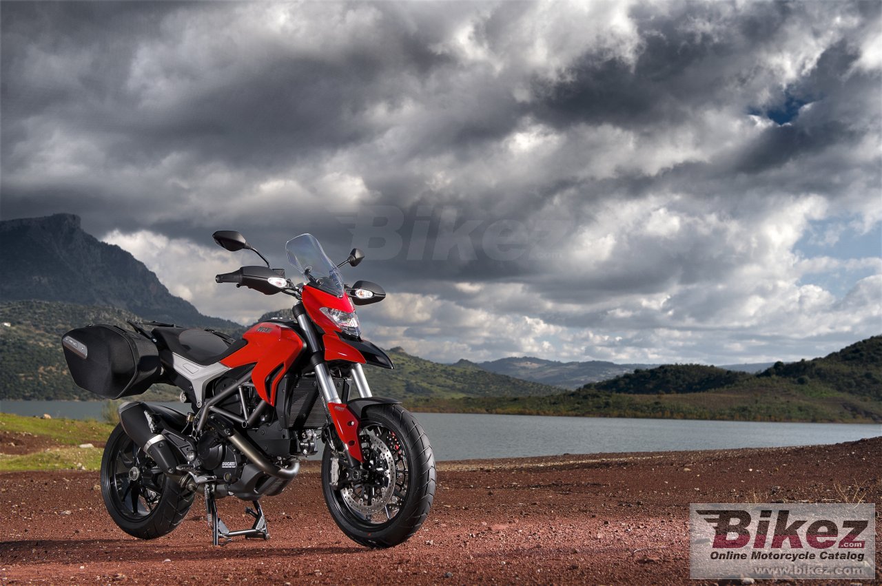 Thumbnail for Ducati Hyperstrada 2015