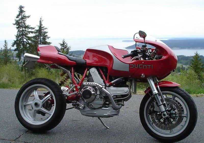 Ducati MH900e