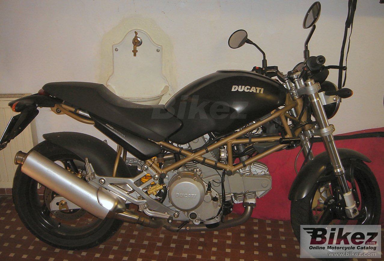 Ducati Monster 600 Dark
