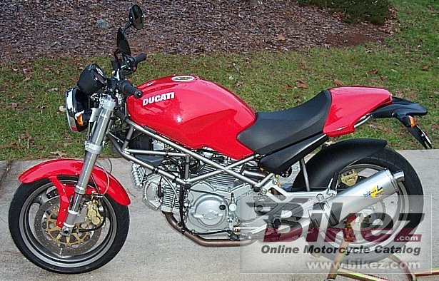 Ducati Monster 750