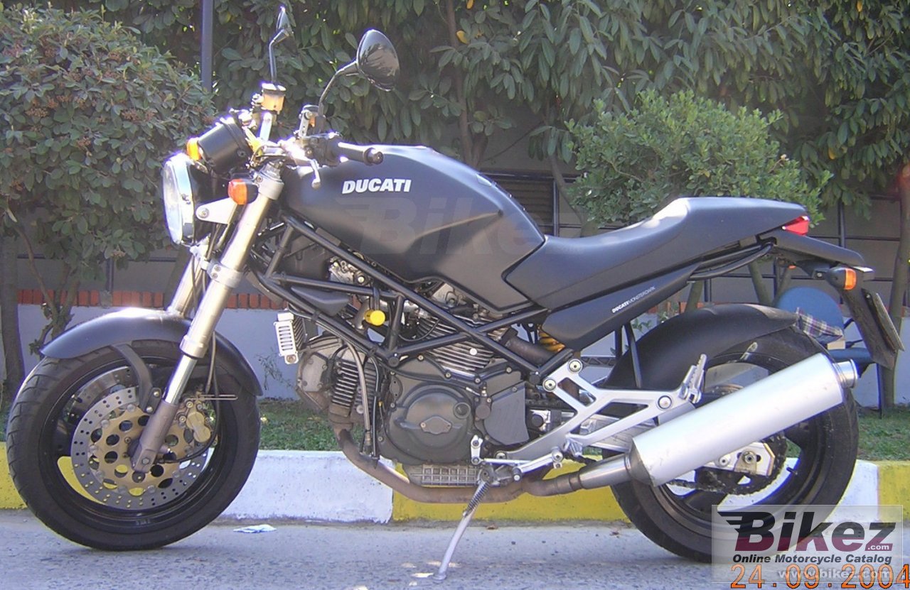 Ducati Monster 900