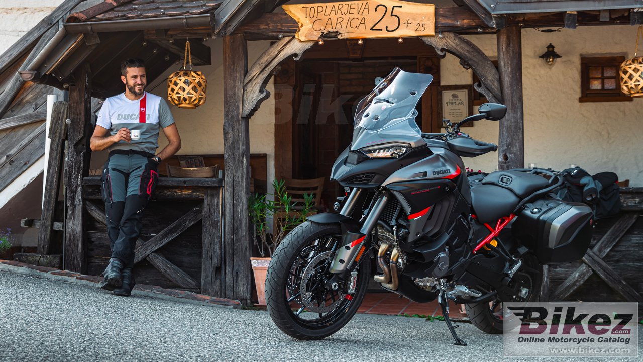 Thumbnail for Ducati Multistrada V4S Grand Tour 2024