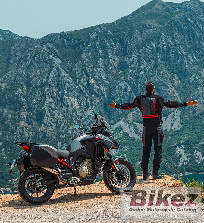 Thumbnail for Ducati Multistrada V4S Grand Tour 2024