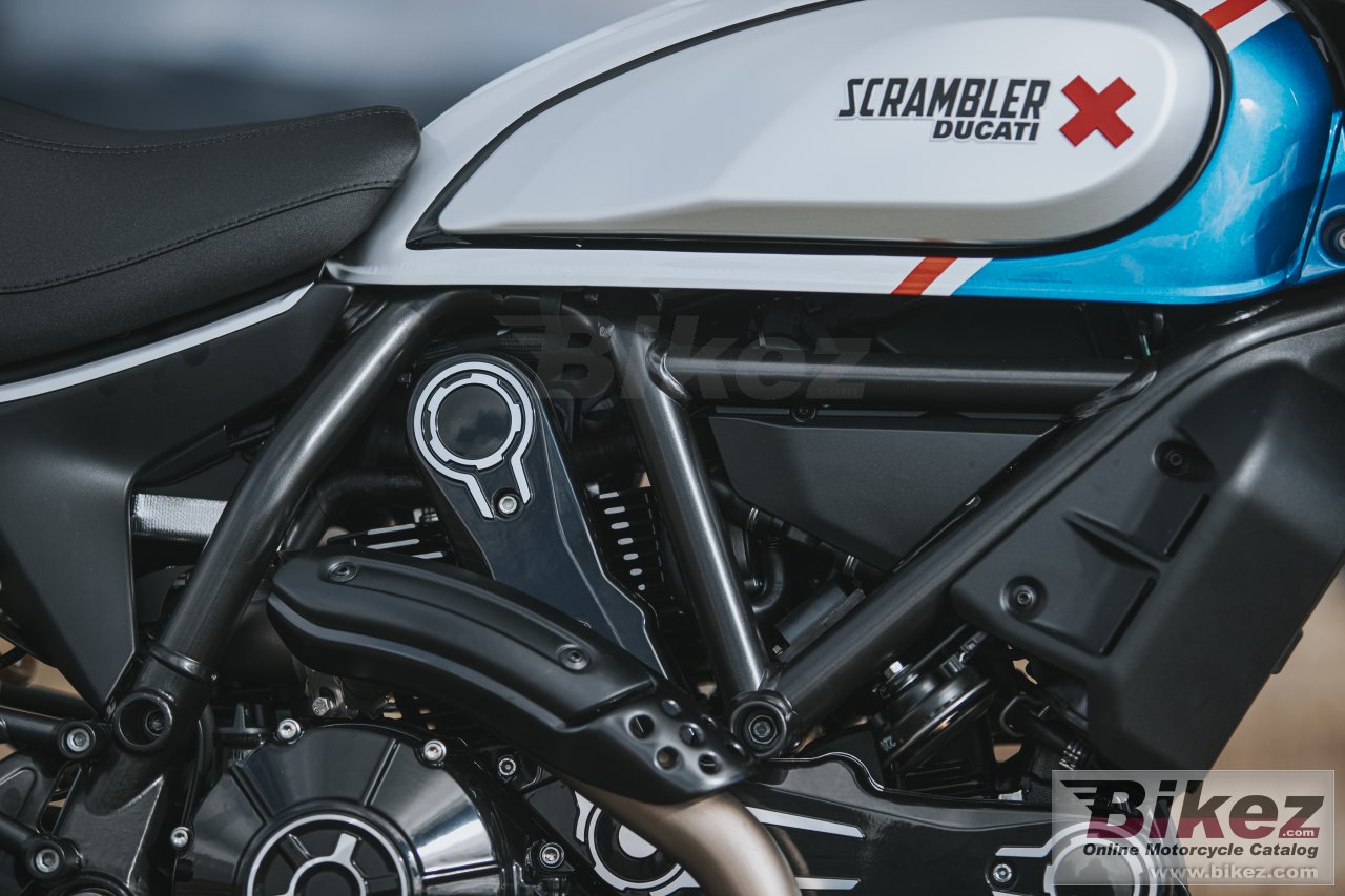Thumbnail for Ducati Scrambler Desert Sled 2021
