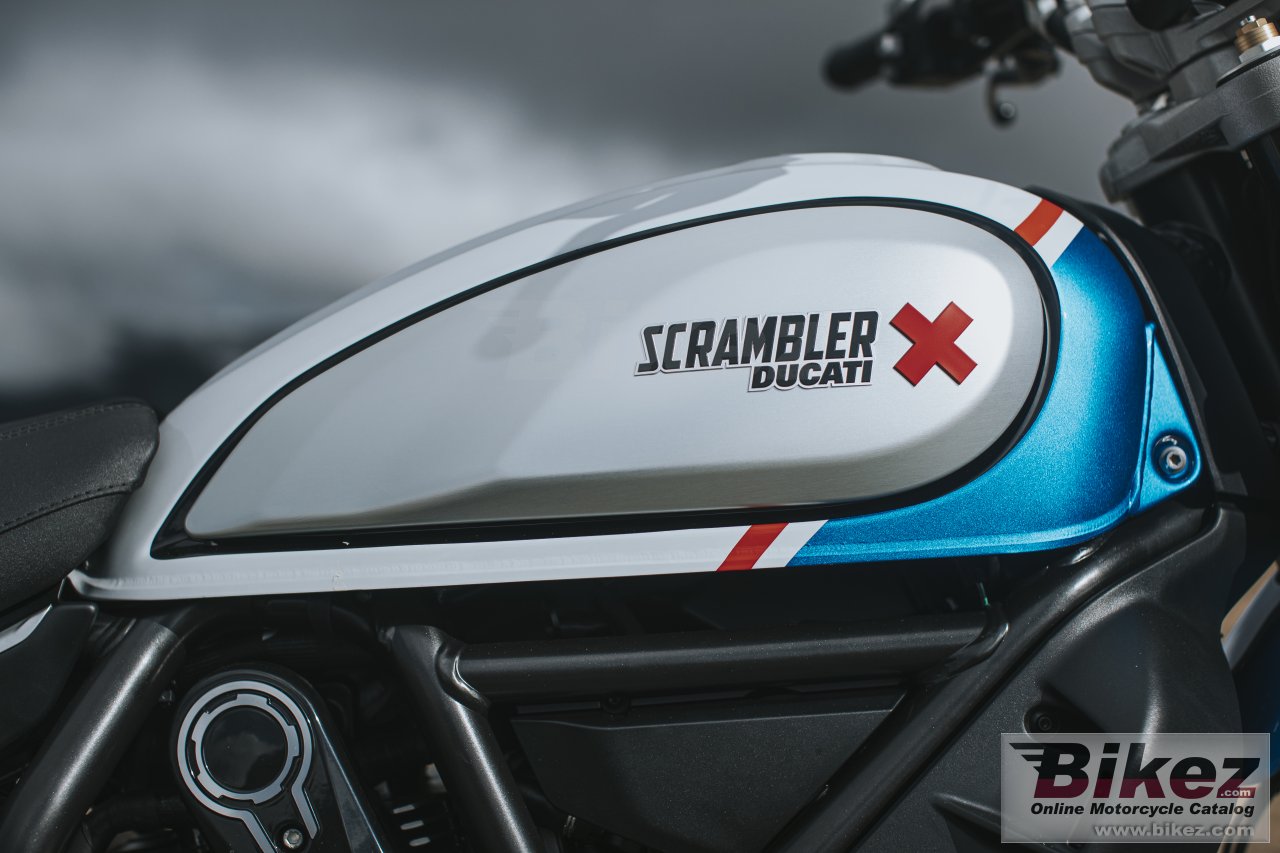 Thumbnail for Ducati Scrambler Desert Sled 2021