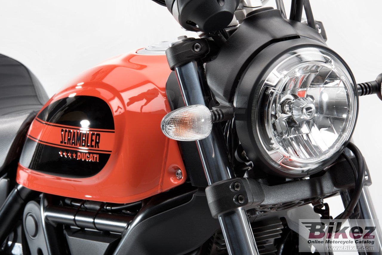 Thumbnail for Ducati Scrambler Sixty2 2017