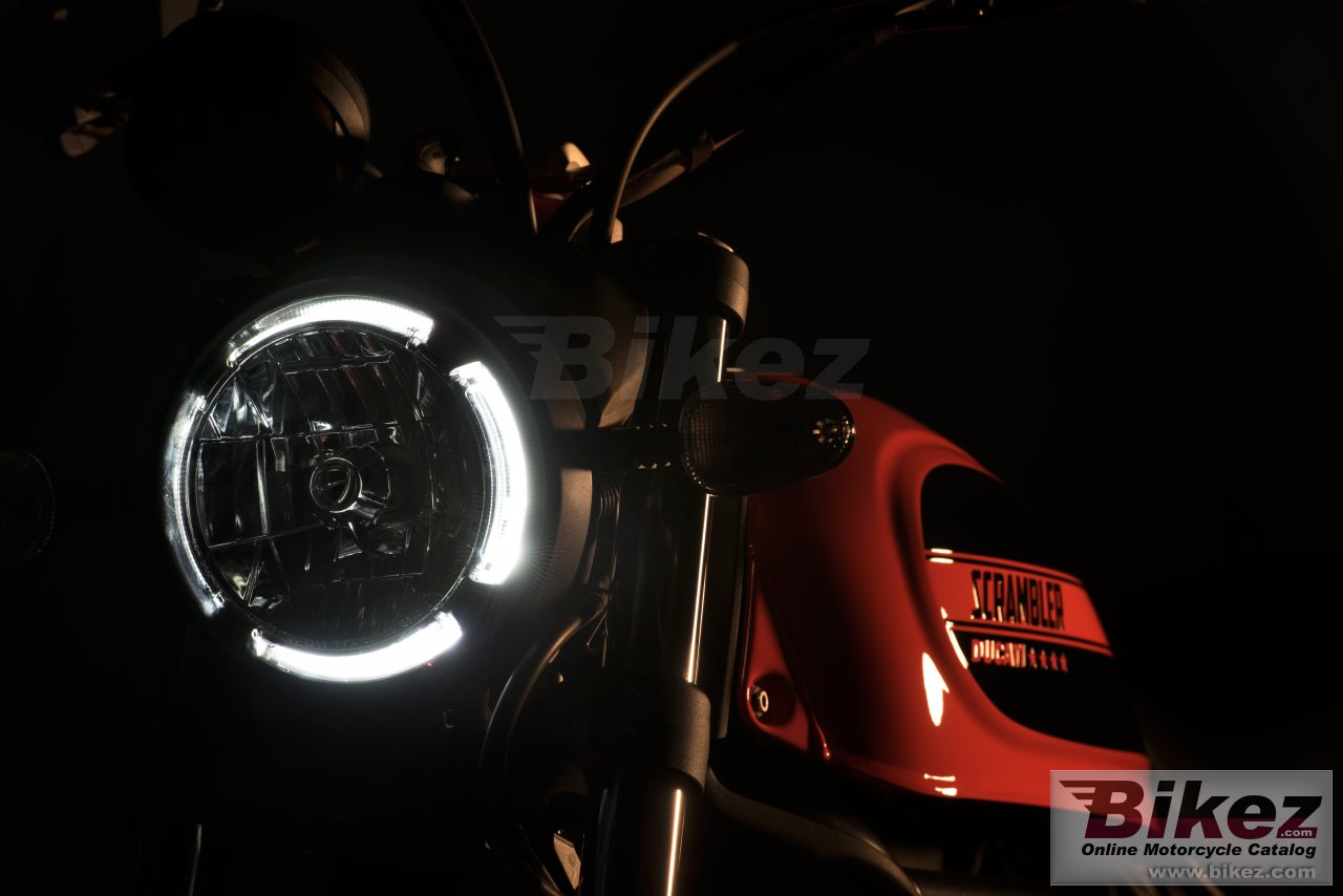 Thumbnail for Ducati Scrambler Sixty2 2018