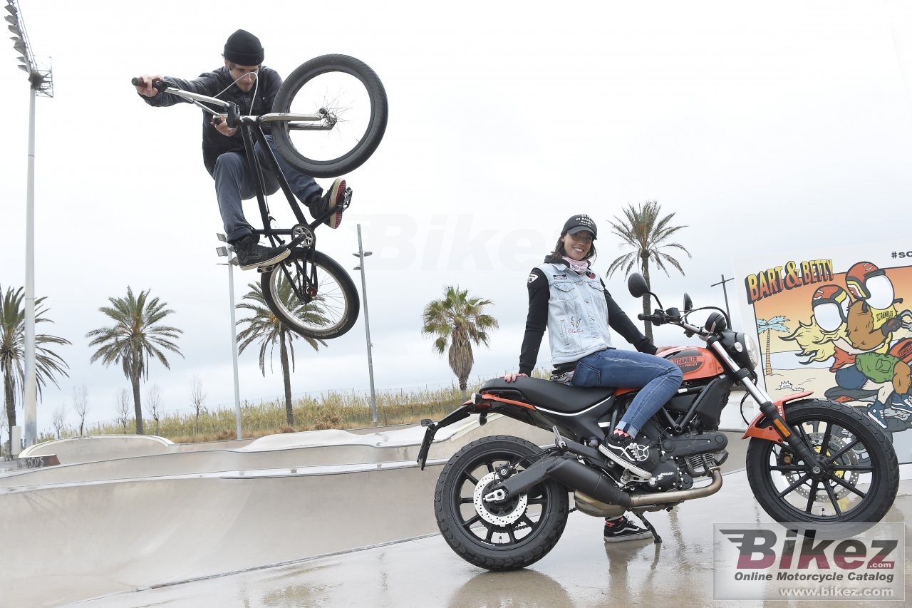 Thumbnail for Ducati Scrambler Sixty2 2019