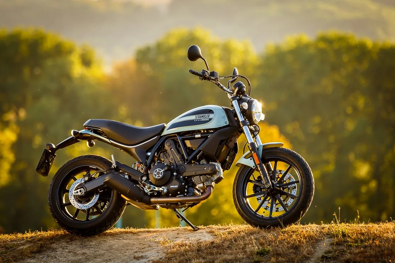 Thumbnail for Ducati Scrambler Sixty2 2020