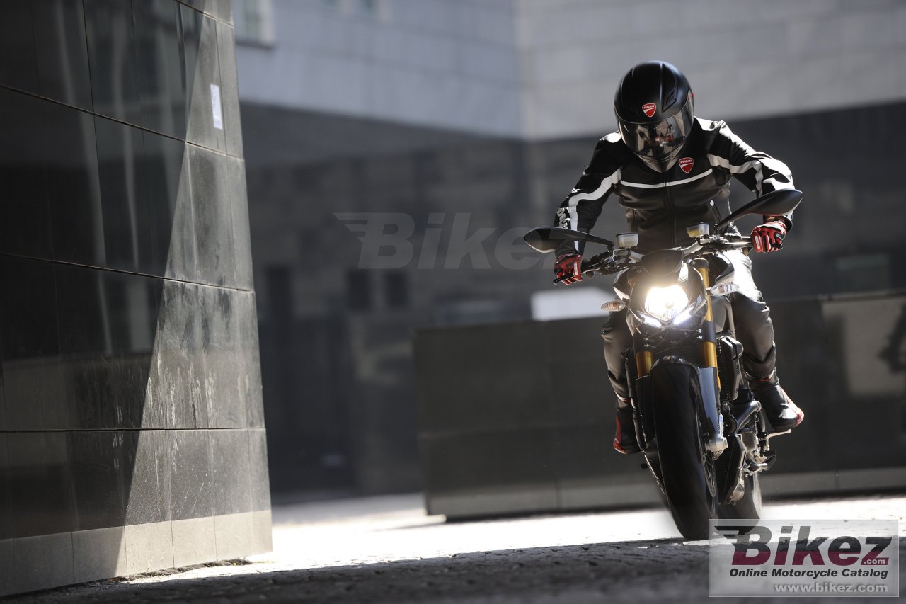 Thumbnail for Ducati Streetfighter S 2011