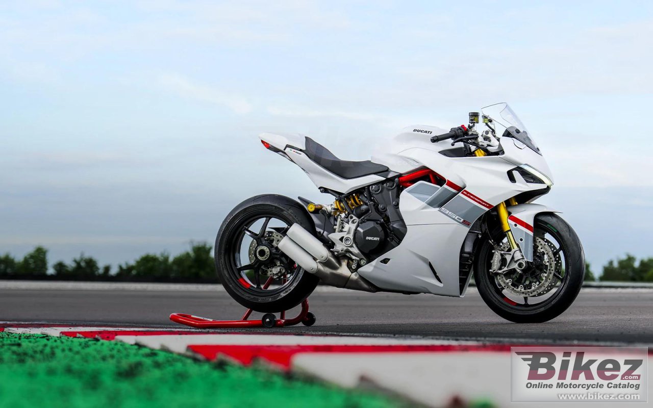 Thumbnail for Ducati Supersport 950 2024
