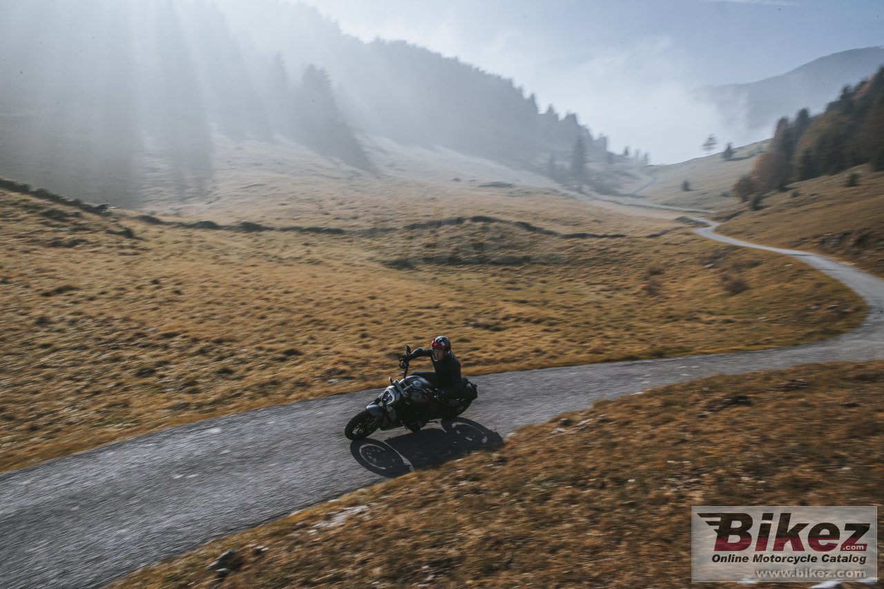 Thumbnail for Ducati XDiavel Black Star 2021