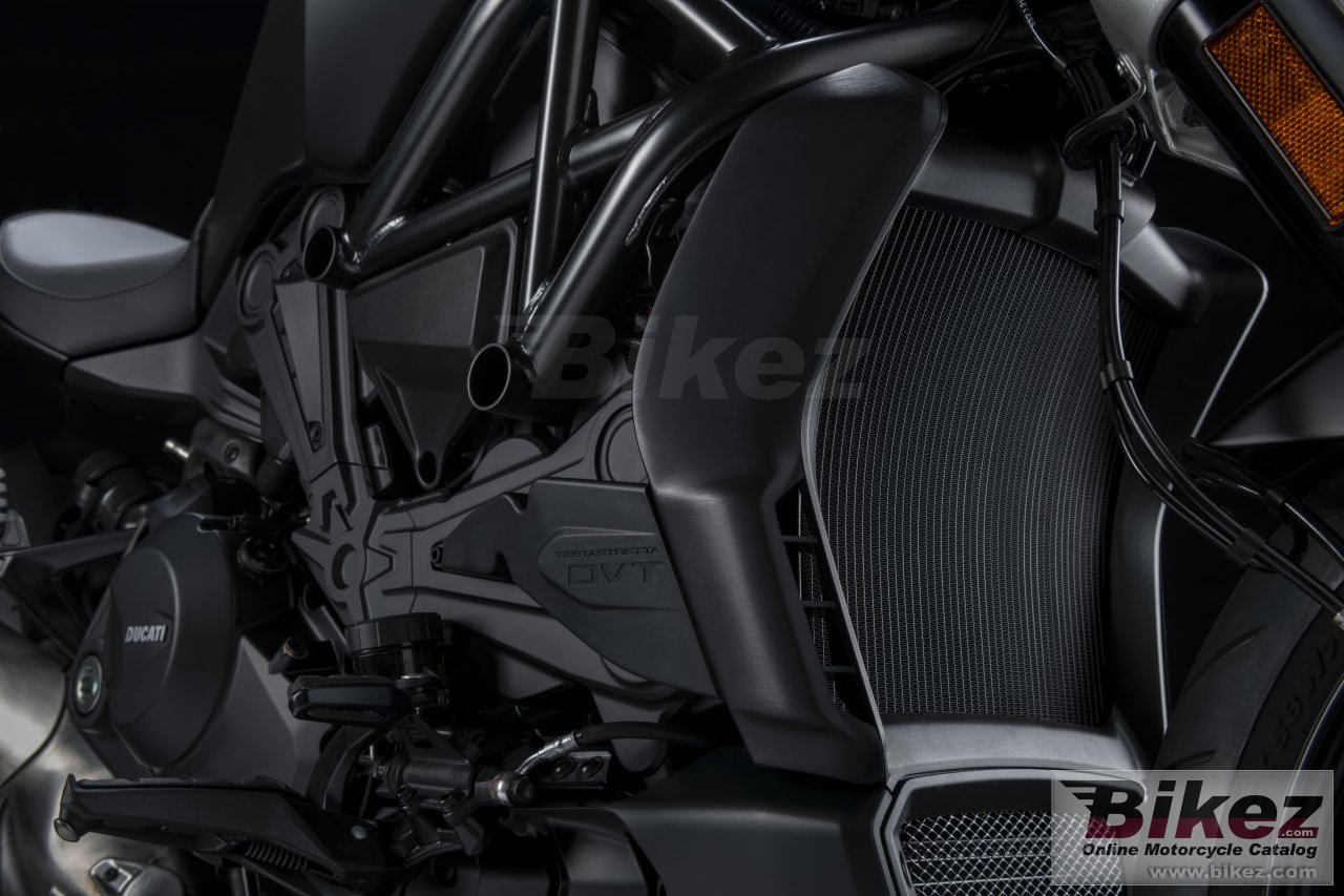 Thumbnail for Ducati XDiavel Dark 2021