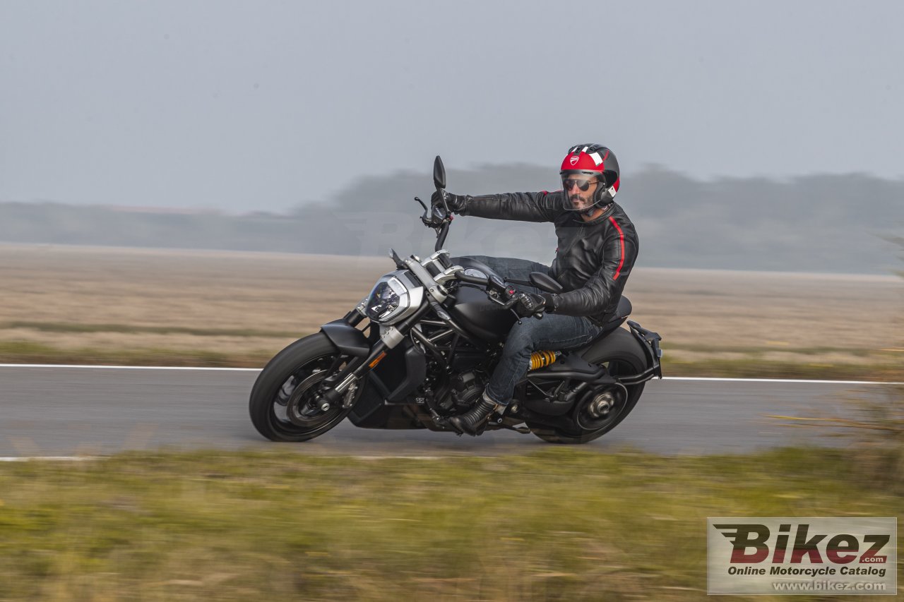Thumbnail for Ducati XDiavel Dark 2021