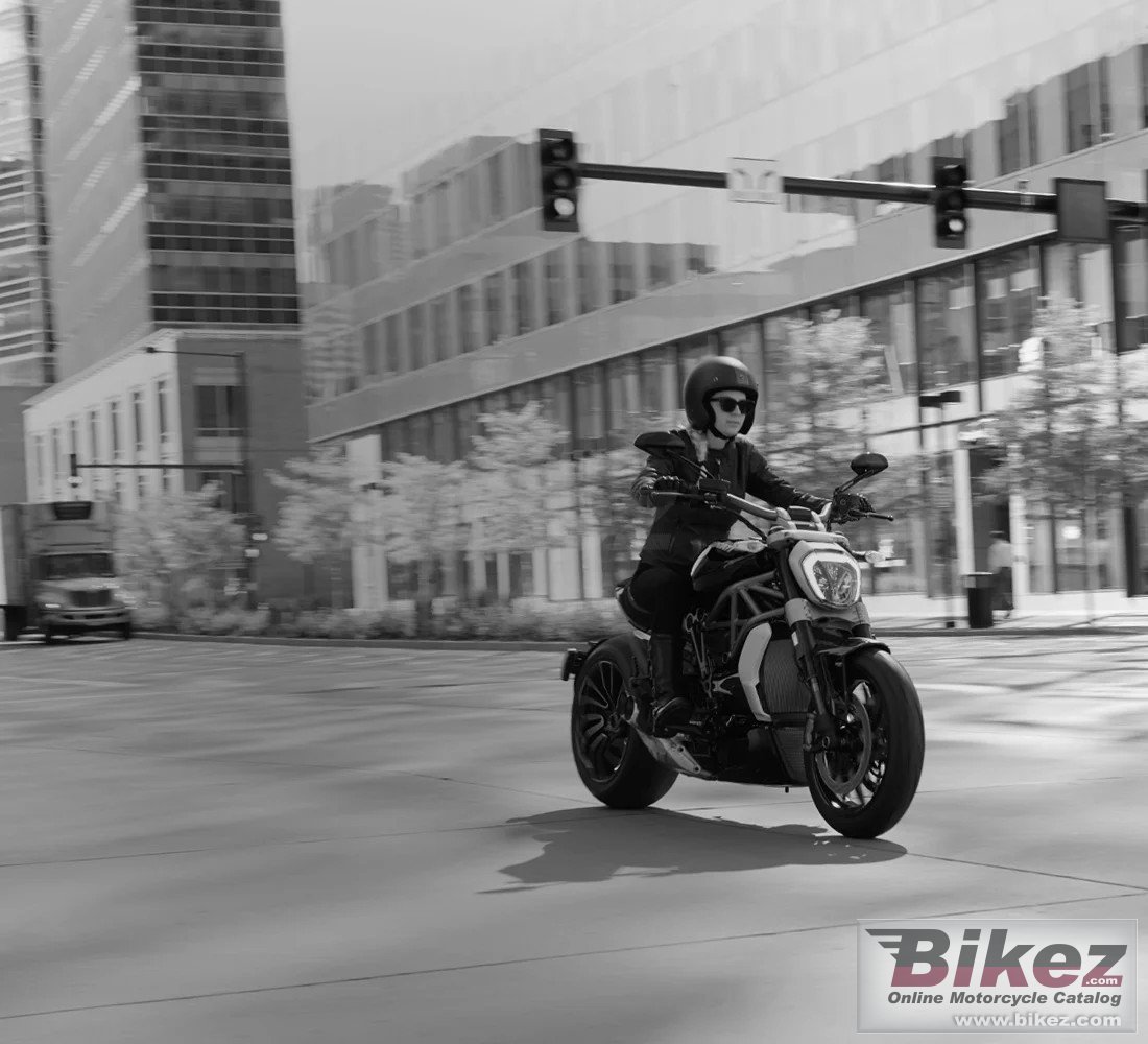 Thumbnail for Ducati XDiavel Dark 2023