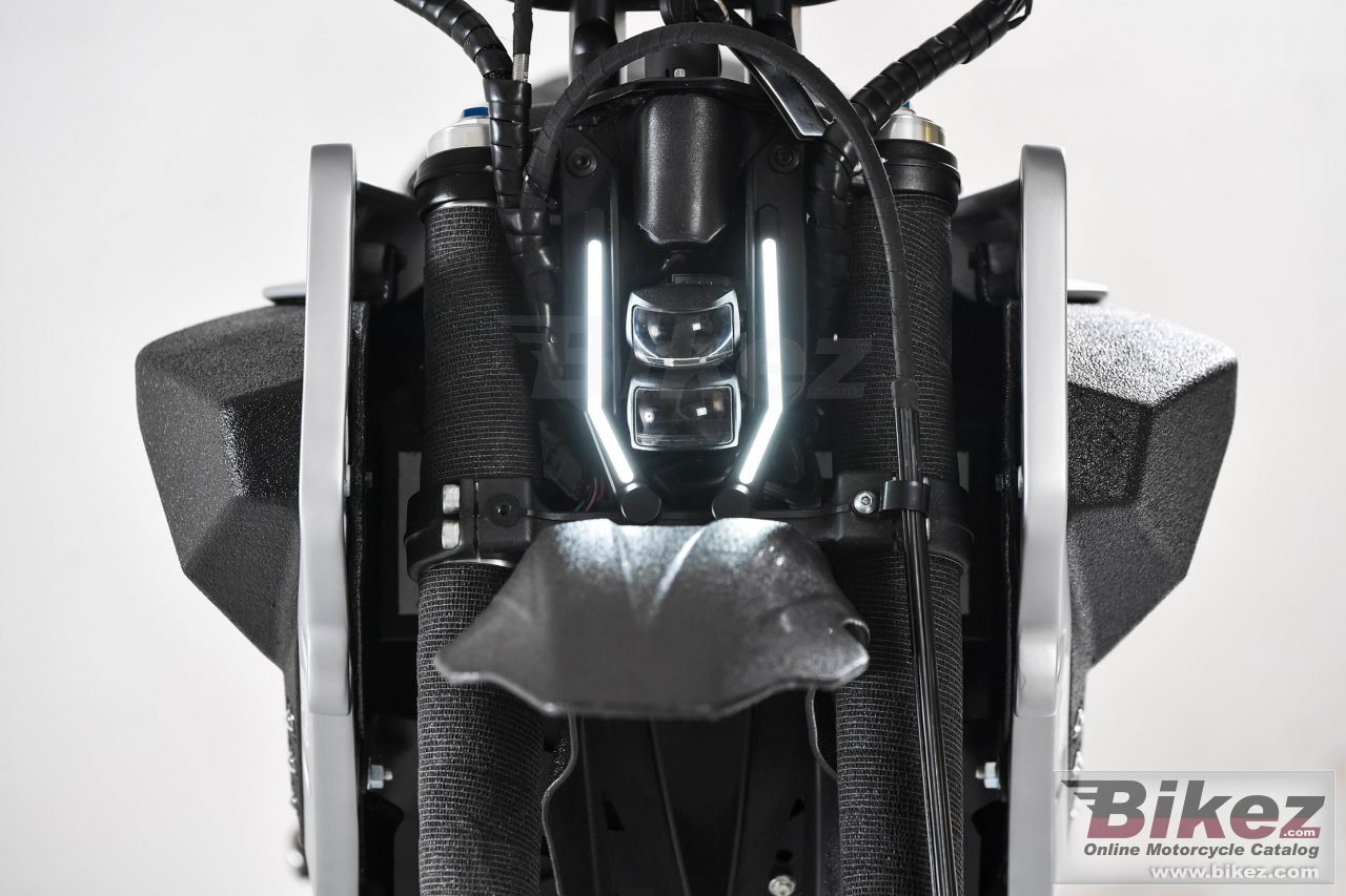 Thumbnail for E-Racer Rugged 2020