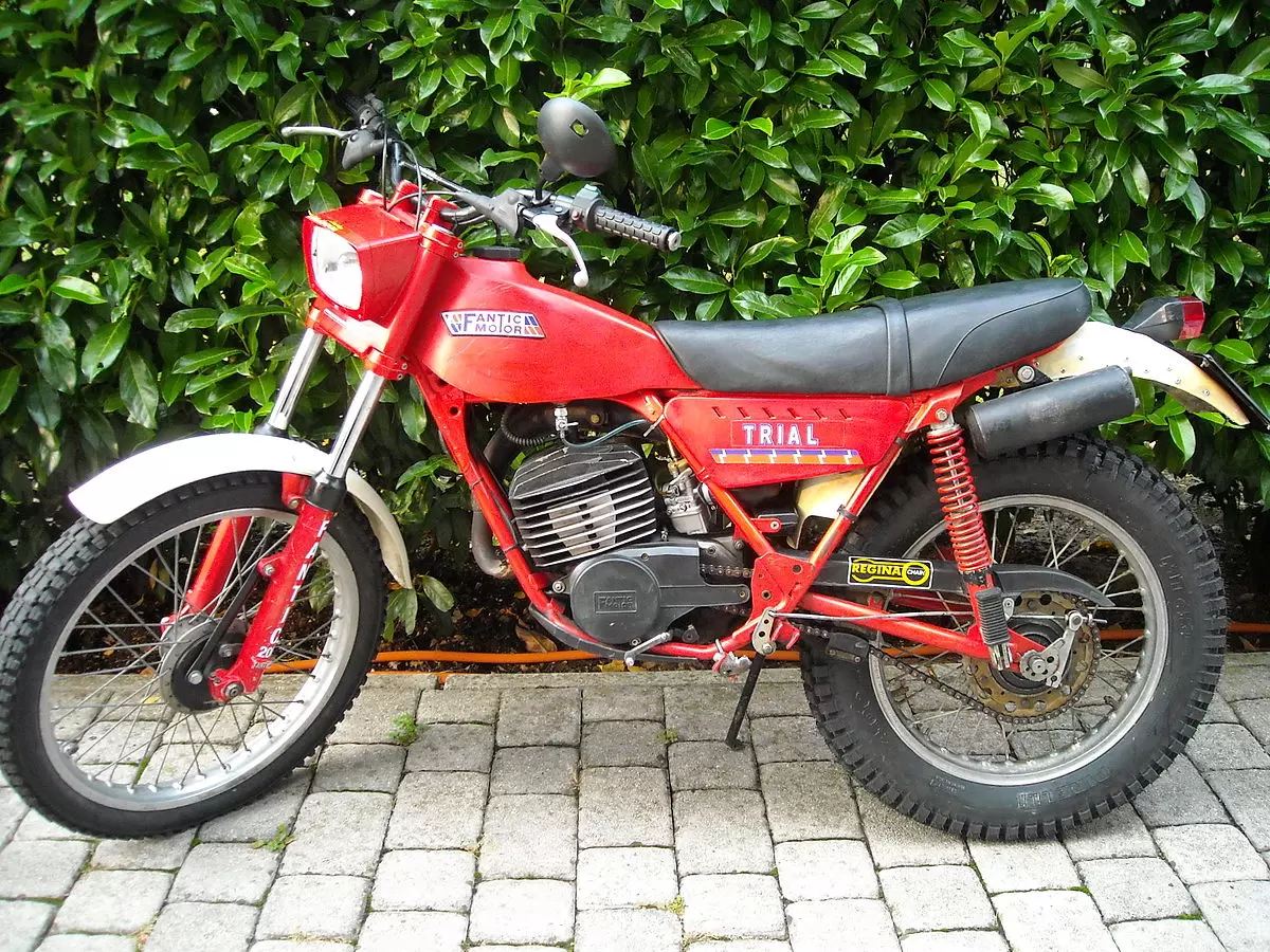 Fantic 125 Strada LC