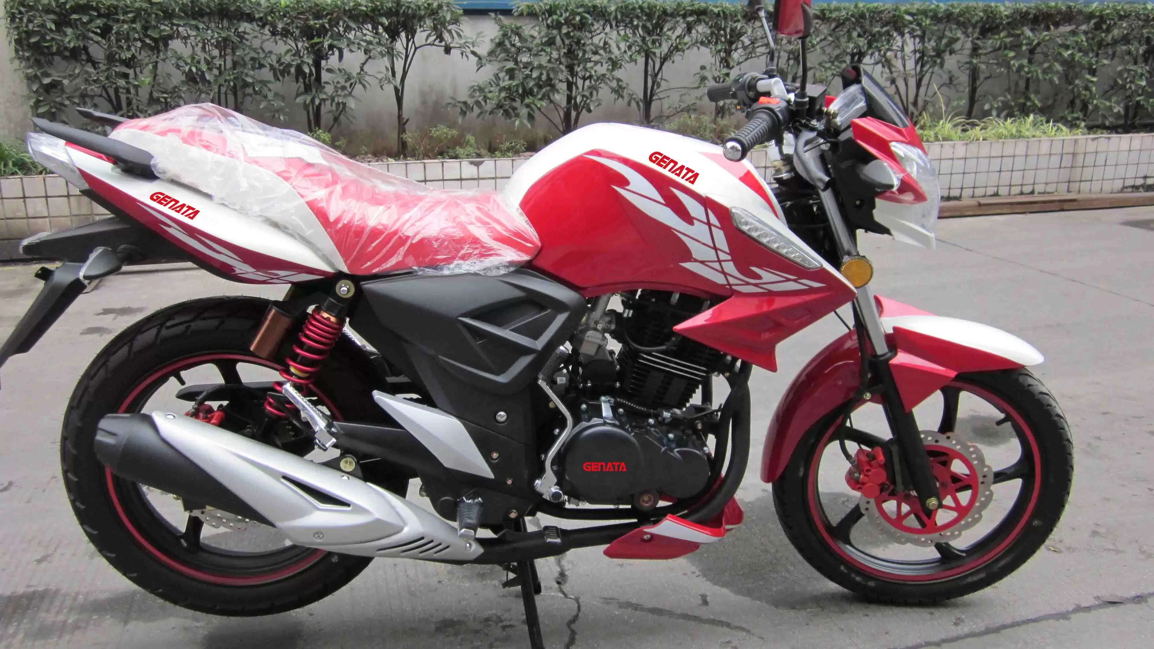 Genata Regalia 125