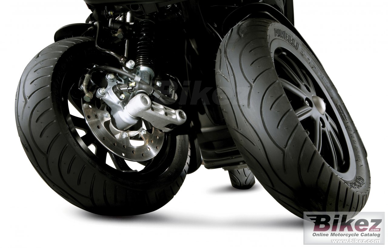 Thumbnail for Gilera Fuoco 500 2009