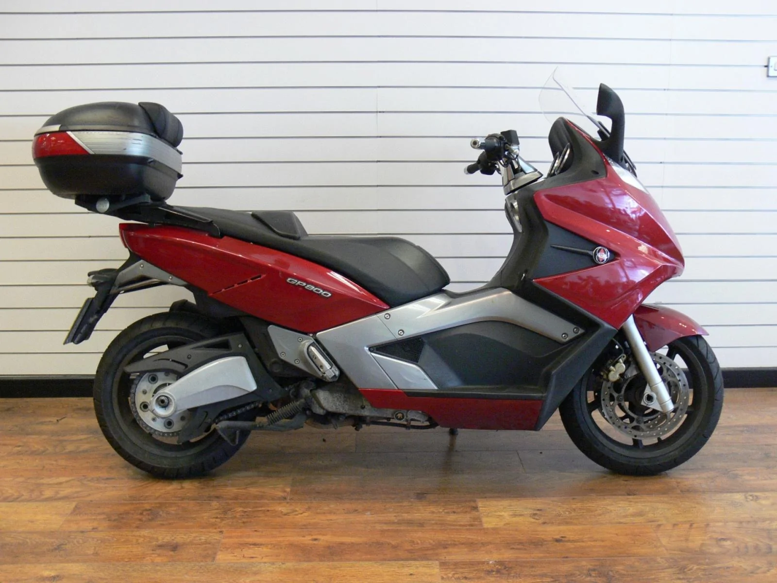 Thumbnail for Gilera GP 800 2008