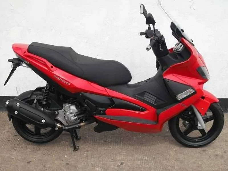 Thumbnail for Gilera Nexus 300 2010