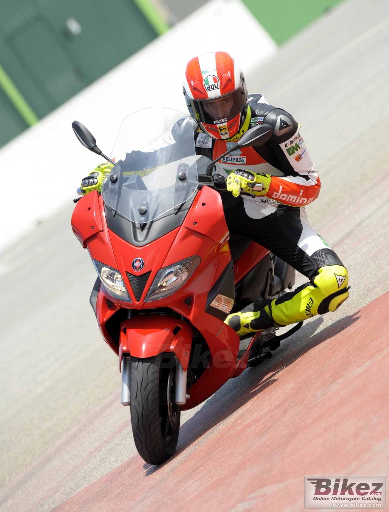 Thumbnail for Gilera Nexus 300 Simoncelli 2009
