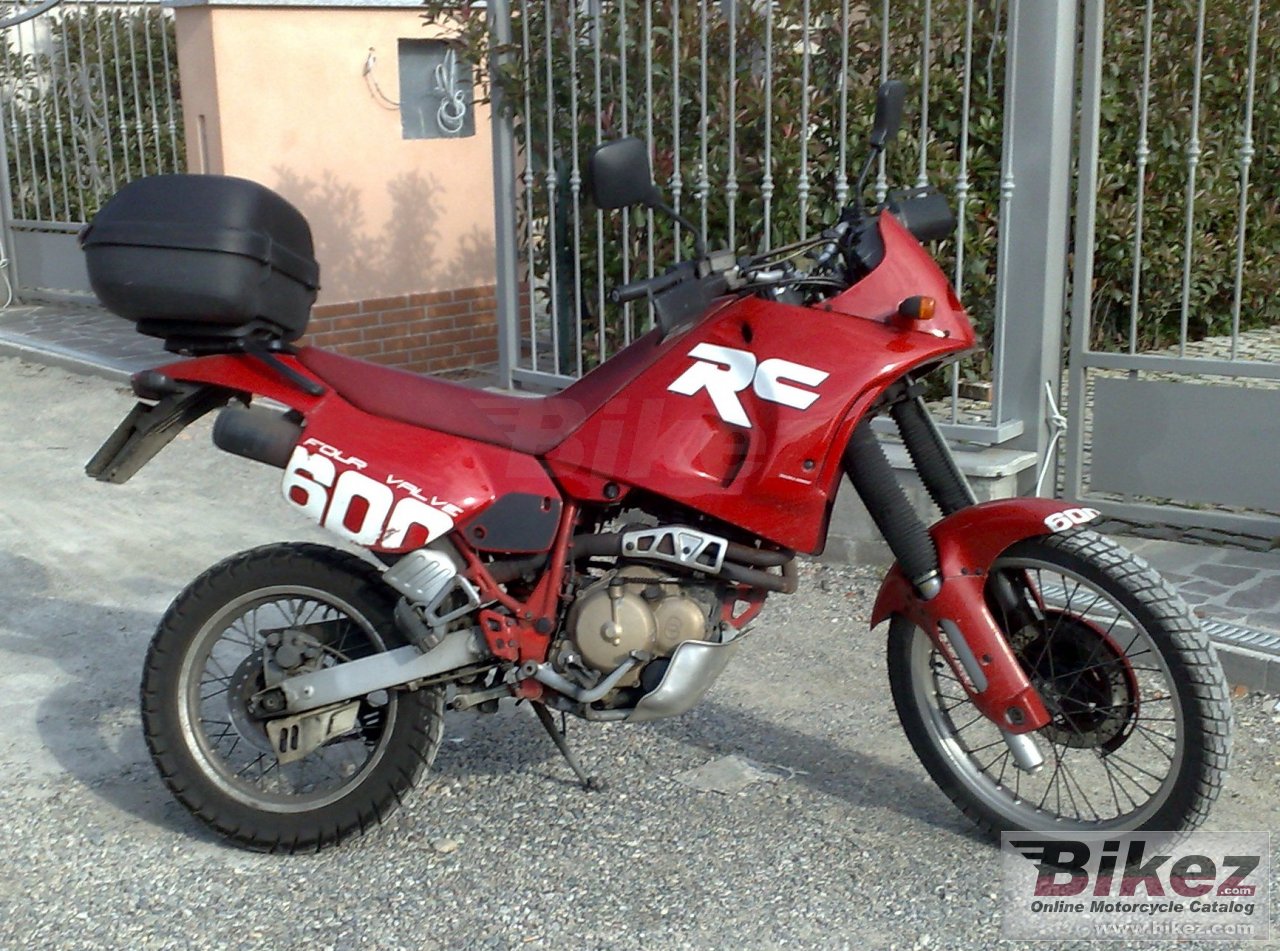 Gilera RC 600 R