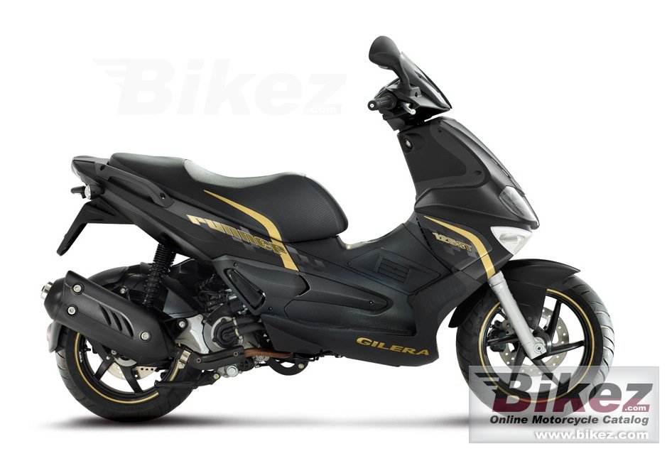 Gilera Runner 125 Black Soul