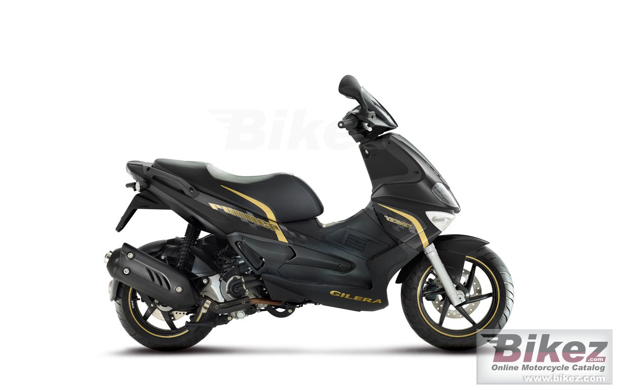 Gilera Runner 125 Black Soul