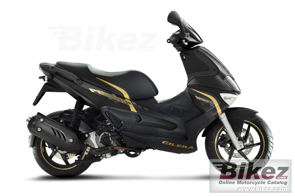Gilera Runner 125 Black Soul