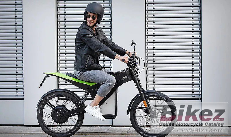 Thumbnail for Govecs Elmoto Loop 2022