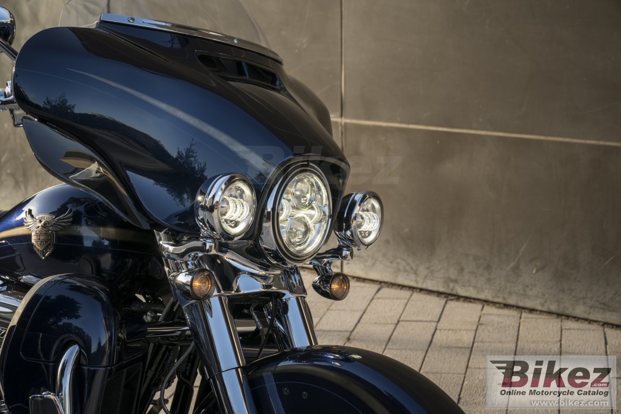 Thumbnail for Harley-Davidson 115th Anniversary CVO Limited 2018