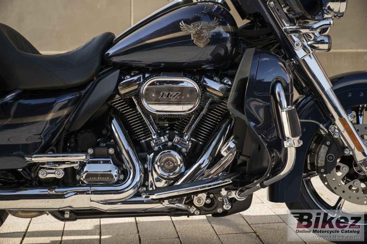 Thumbnail for Harley-Davidson 115th Anniversary CVO Limited 2018
