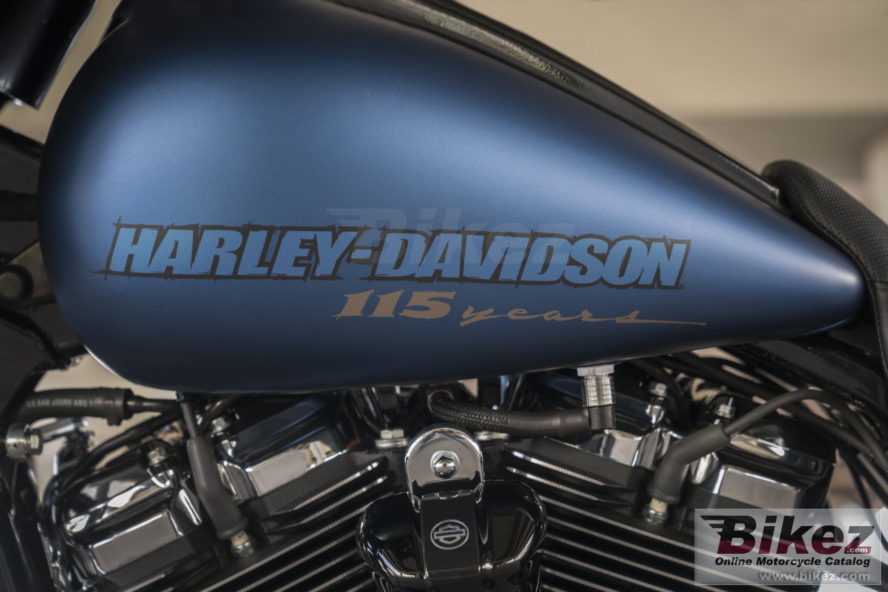 Thumbnail for Harley-Davidson 115th Anniversary Street Glide Special 2018