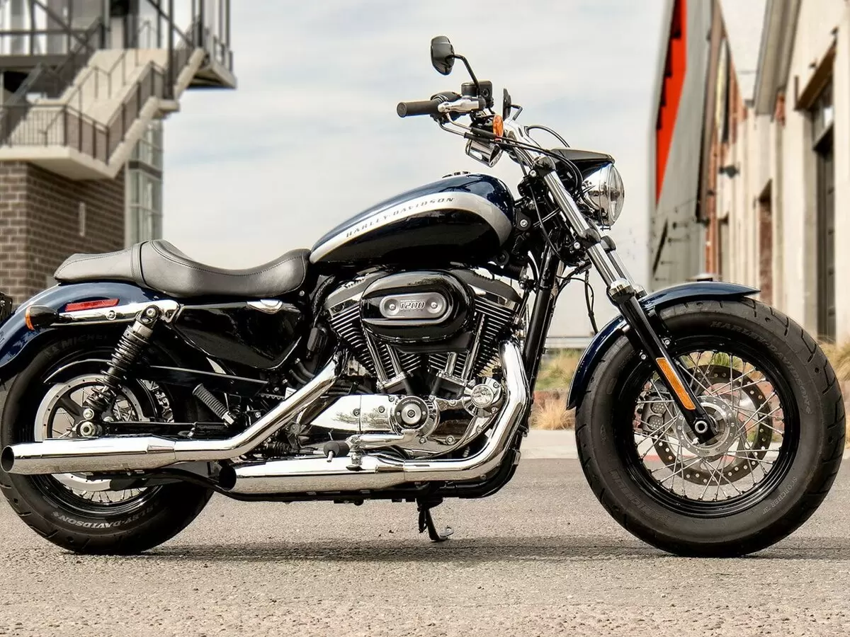 Thumbnail for Harley-Davidson 1200 Custom 2020