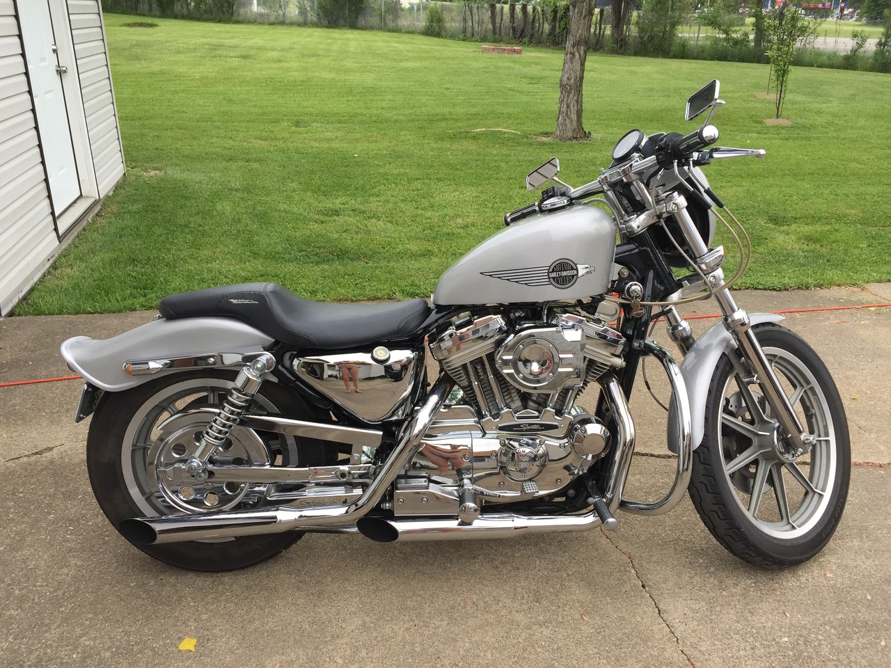 Thumbnail for Harley-Davidson 883 Sportster Hugger 1995