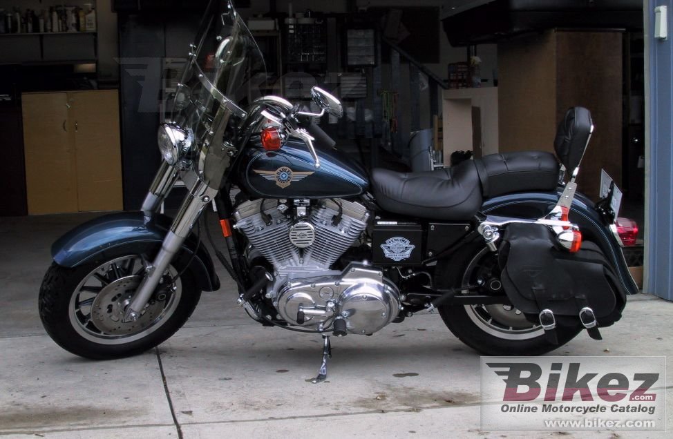 Harley-Davidson 883 Sportster Hugger
