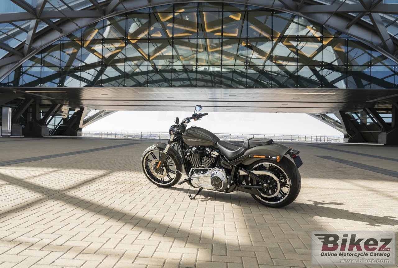 Thumbnail for Harley-Davidson Breakout 114 2020
